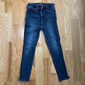 ABERCROMBIE & FITCH Simone High Rise Ankle Jeans - Size 26S